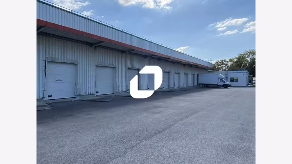 A louer Local d'activité 2800m² Mitry mory