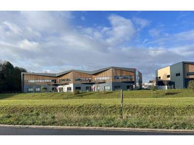 Location Locaux d'activités - Entrepôts à Moissy-Cramayel