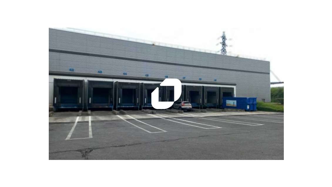 A louer Local d'activité 10997m² Moissy cramayel