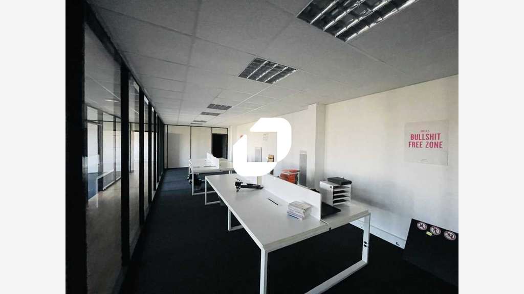 A louer Local d'activité 3036m² Moissy cramayel