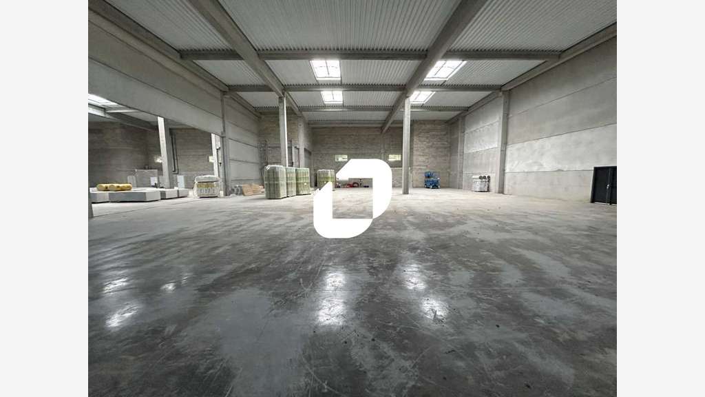 A louer Local d'activité 1300m² Moissy cramayel