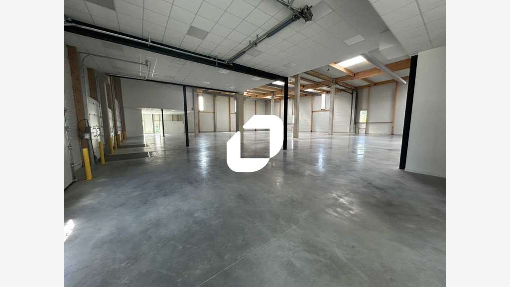 A louer Local d'activité 824m² Moissy cramayel