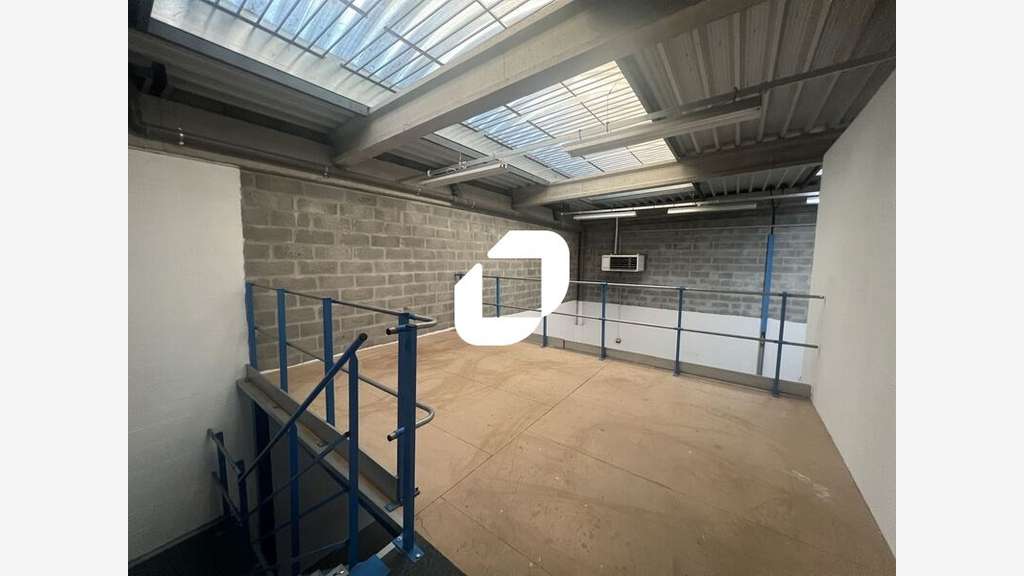 A louer Local d'activité 477m² Moissy cramayel