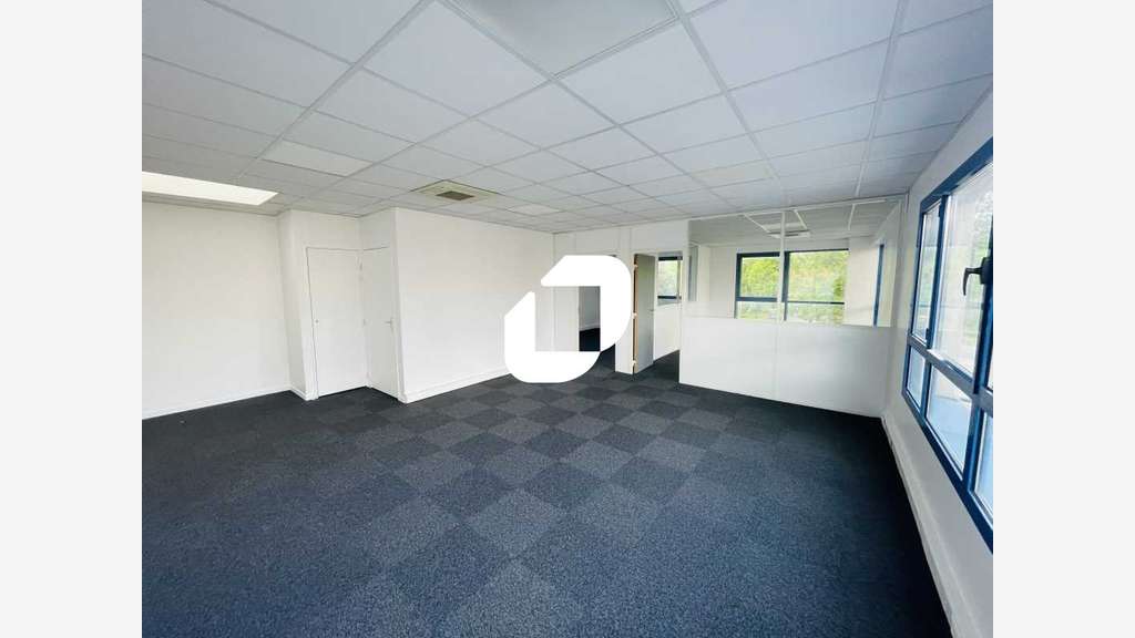 A louer Local d'activité 290m² Moissy cramayel
