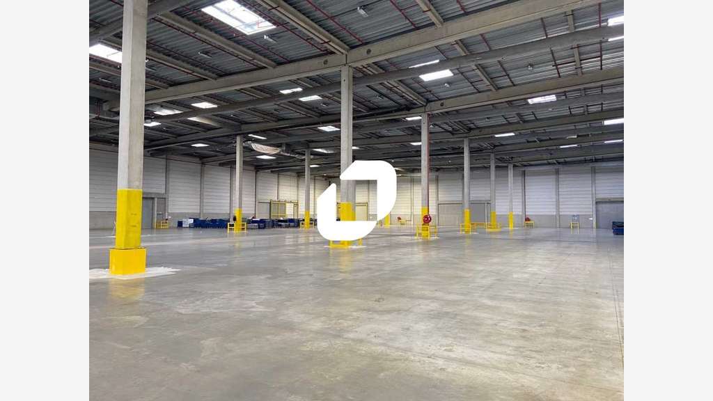 A louer Local d'activité 13439m² Moissy cramayel