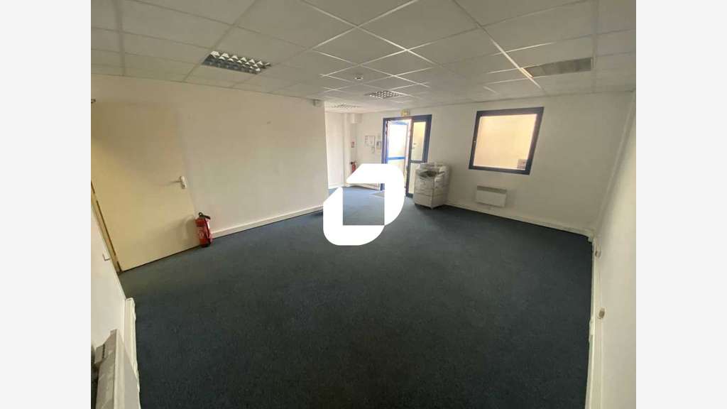A louer Local d'activité 760m² Moissy cramayel