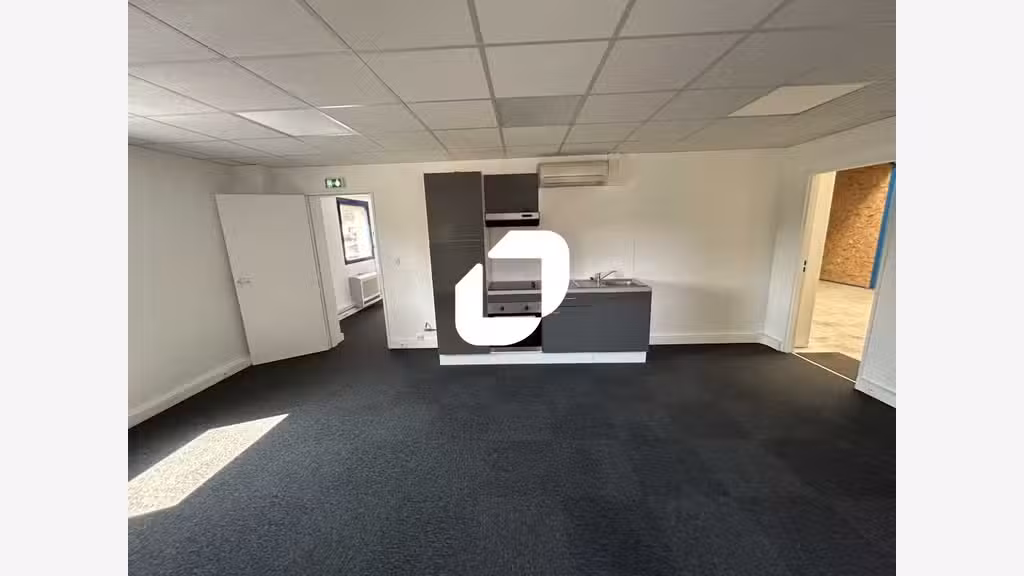 A louer Local d'activité 290m² Moissy cramayel