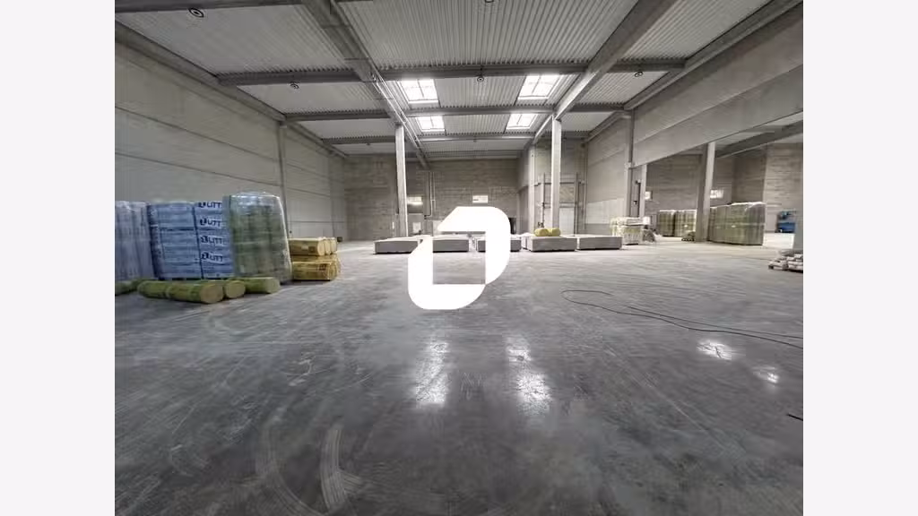 A louer Local d'activité 2600m² Moissy cramayel