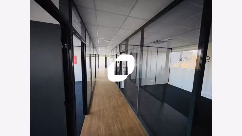A louer Local d'activité 3036m² Moissy cramayel