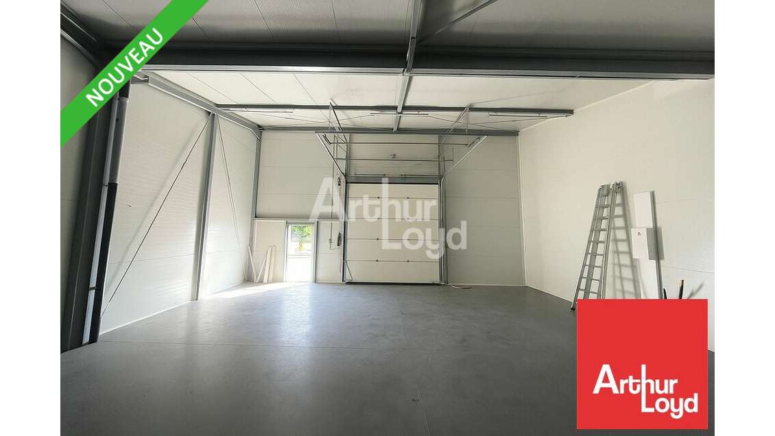 A louer local activité 200m² à Montaigu en ZAE