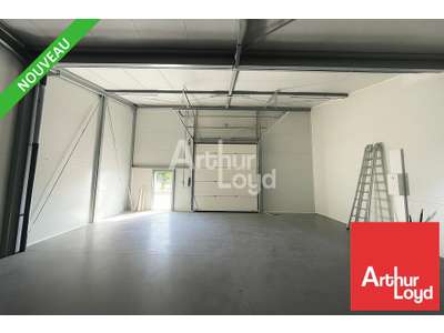 Location Locaux d'activités - Entrepôts à Montaigu-Vendée