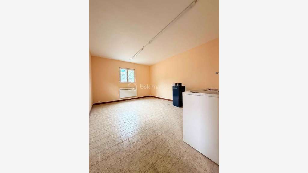 Vente local artisanal & showroom de 450m² dept 71