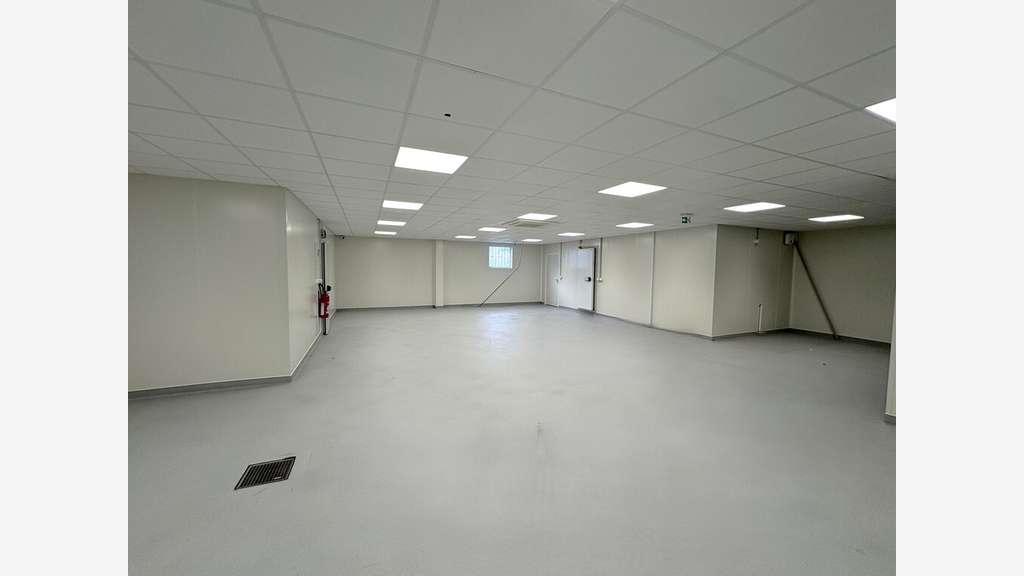 A louer laboratoire agroalimentaire neuf 700m²