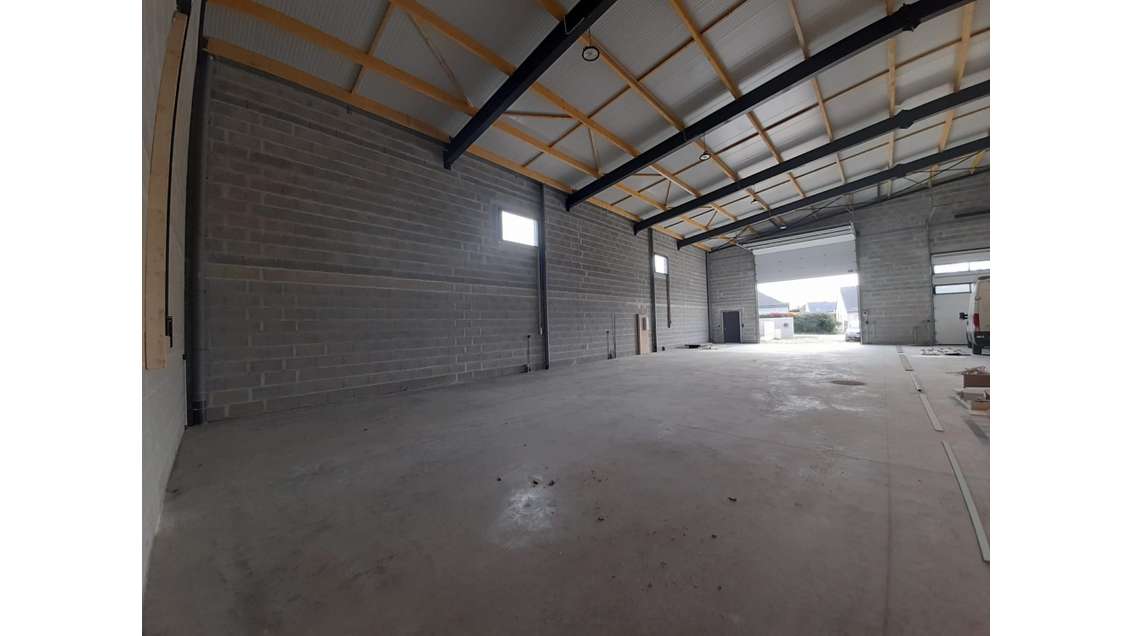 A louer local d’activité 250m² à Vannes Nord