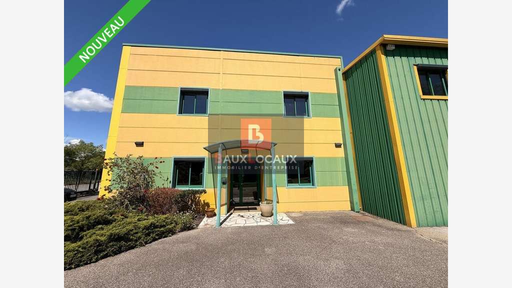 Local d'activité bureaux de 980m² à louer Monteux