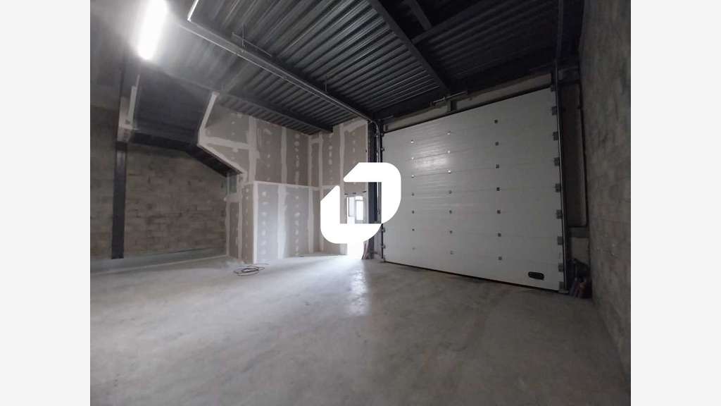 A louer Local d'activité 725m² Montfermeil