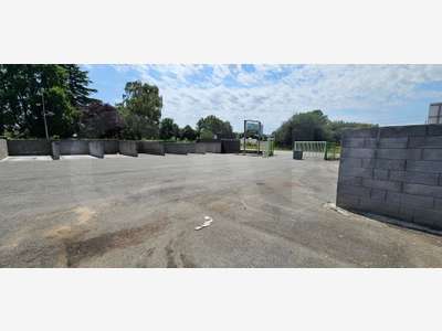 A louer bâtiment indépendant 480m² à Montgermont