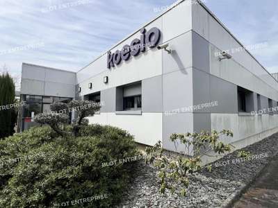 Location Locaux d'activités - Entrepôts à Montgermont