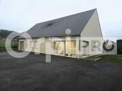 Loue local pro 160m² Montigny-Lengrain axe passant