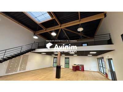 Location Locaux d'activités - Entrepôts à Montivilliers