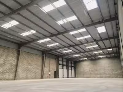 À louer – Entrepôt Logistique de 1 217 m² à Monti