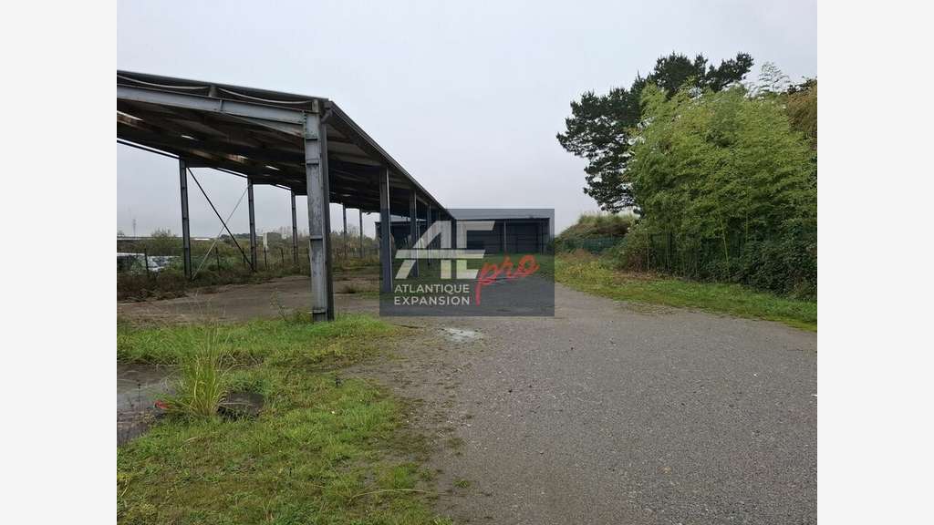 A louer local d'activité 785m² Montoir de Bretagne
