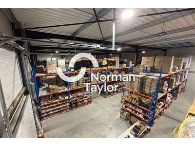 Location Locaux d'activités - Entrepôts à Montpellier