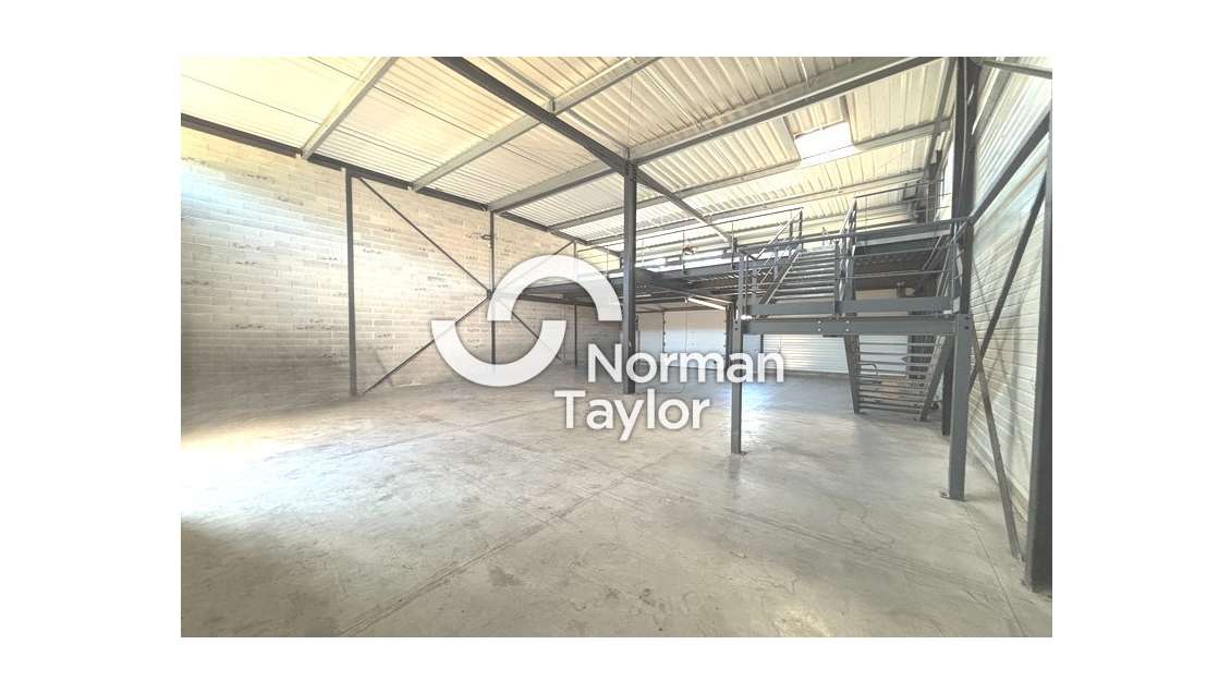 A louer local d'activités de 273m² à Montpellier