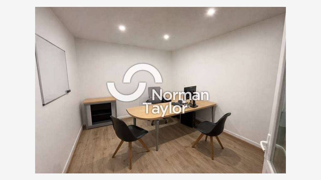 Local d'activité 150m² à louer à Montpellier
