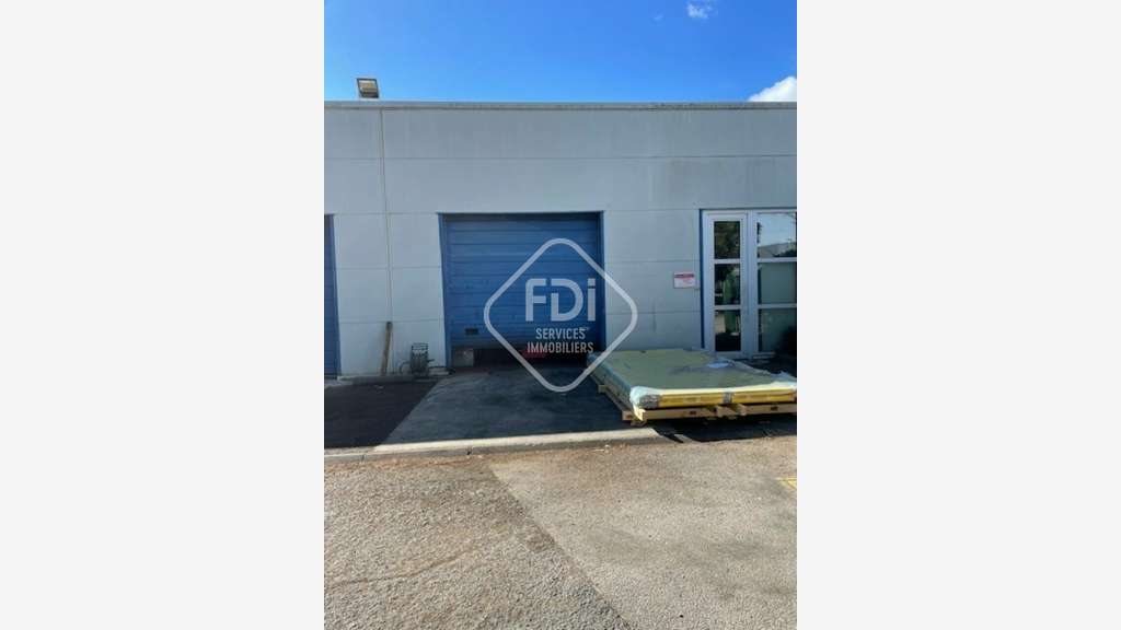 Local 150m² à louer Montpellier Millénaire