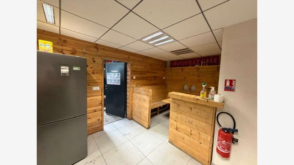 Loue local d'activité 620m² Montpellier Parc 2000