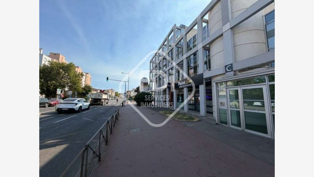 LOCAUX A LOUER - MONTPELLIER