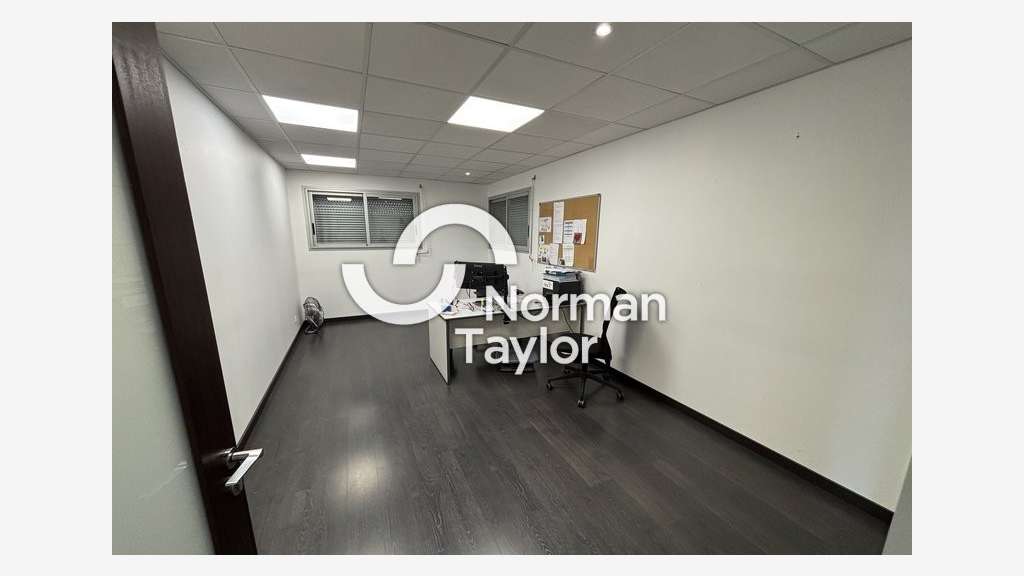 1255m² - BATIMENT INDEPENDANT