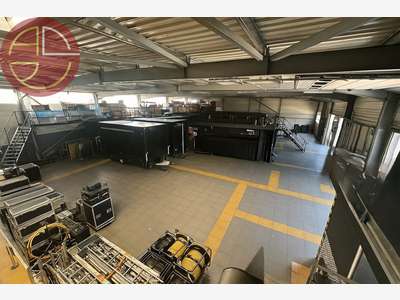 A louer entrepôt 1100m² sur 2000m² à Montrabé