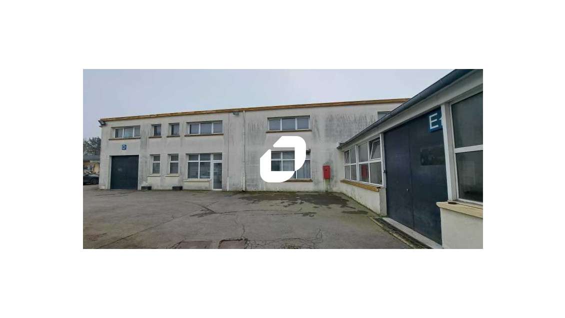 A louer Local d'activité 1587m² Montreuil