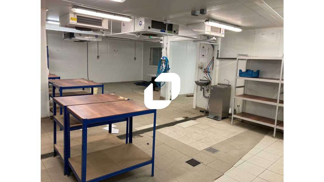 A louer Local d'activité 265m² Montreuil