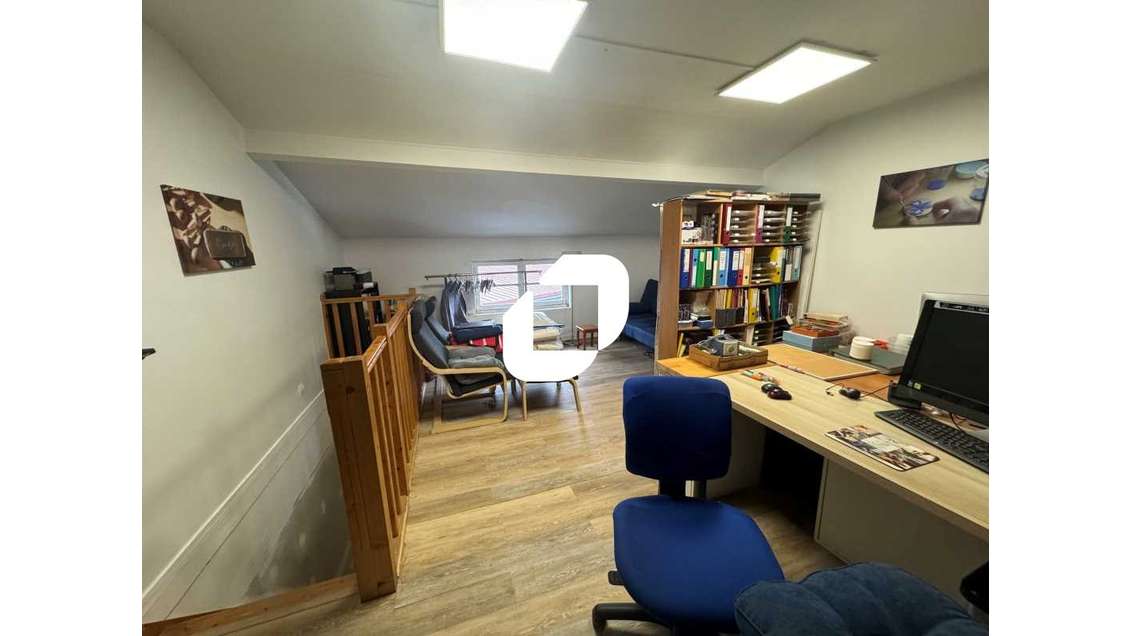 A louer Local d'activité 151m² Montreuil