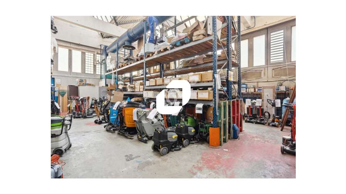 A louer Local d'activité 2858m² Montreuil