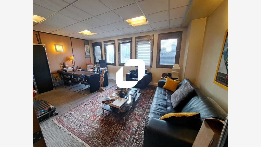 A louer Local d'activité 832m² Montreuil
