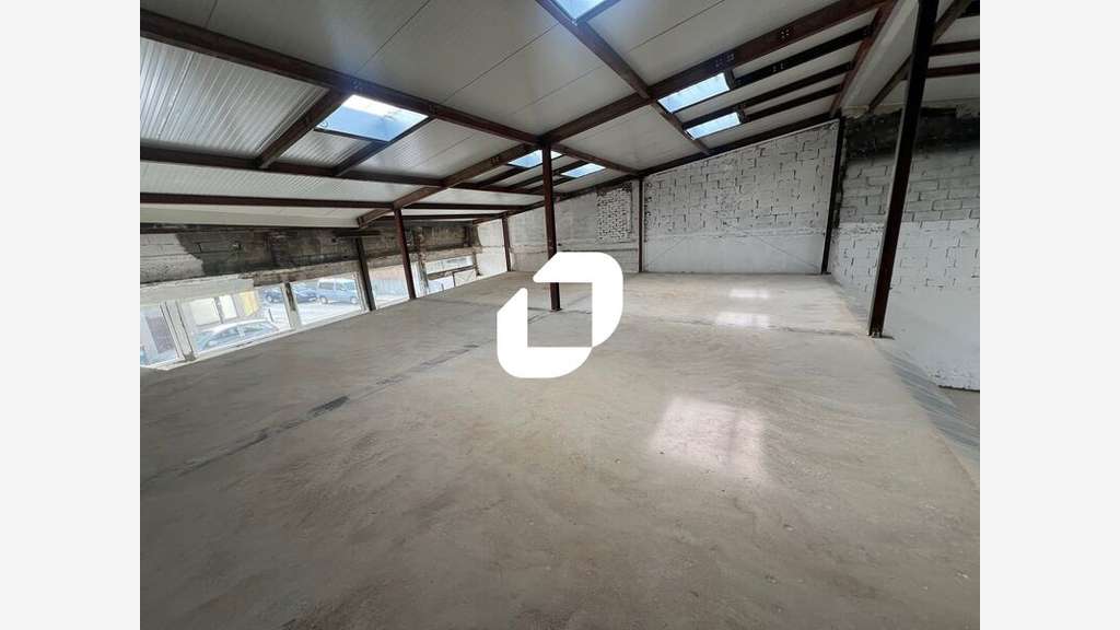 A louer Local d'activité 285m² Montreuil