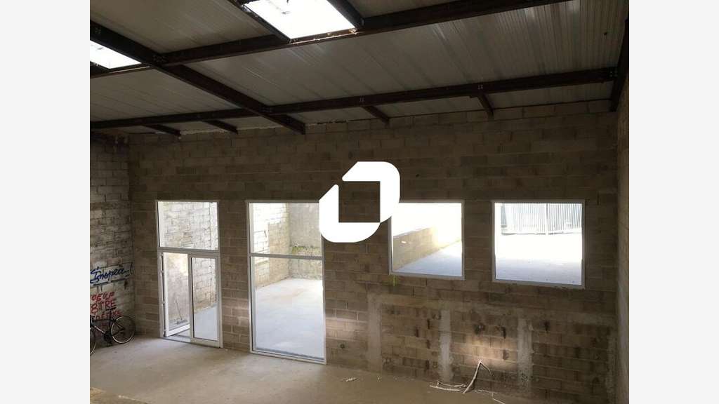 A louer Local d'activité 285m² Montreuil