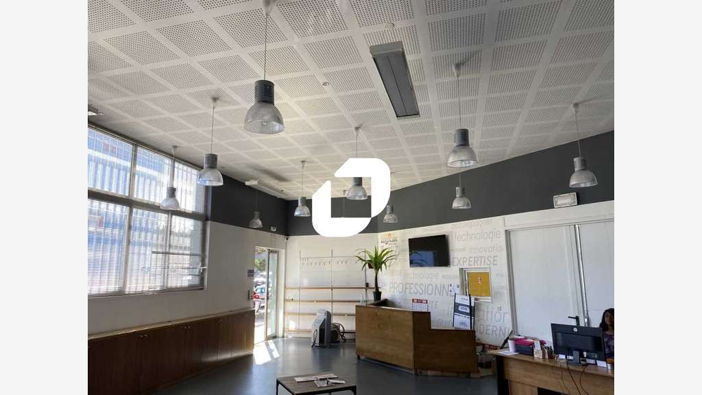 A louer Local d'activité 871m² Montreuil