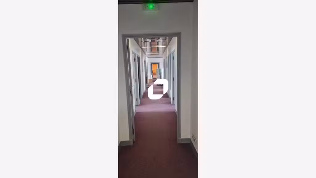 A louer Local d'activité 2400m² Montreuil