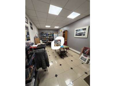 Location Locaux d'activités - Entrepôts à Morainvilliers