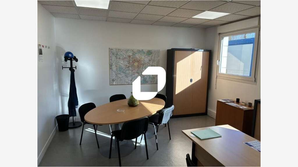A louer Local d'activité 1949m² Morangis