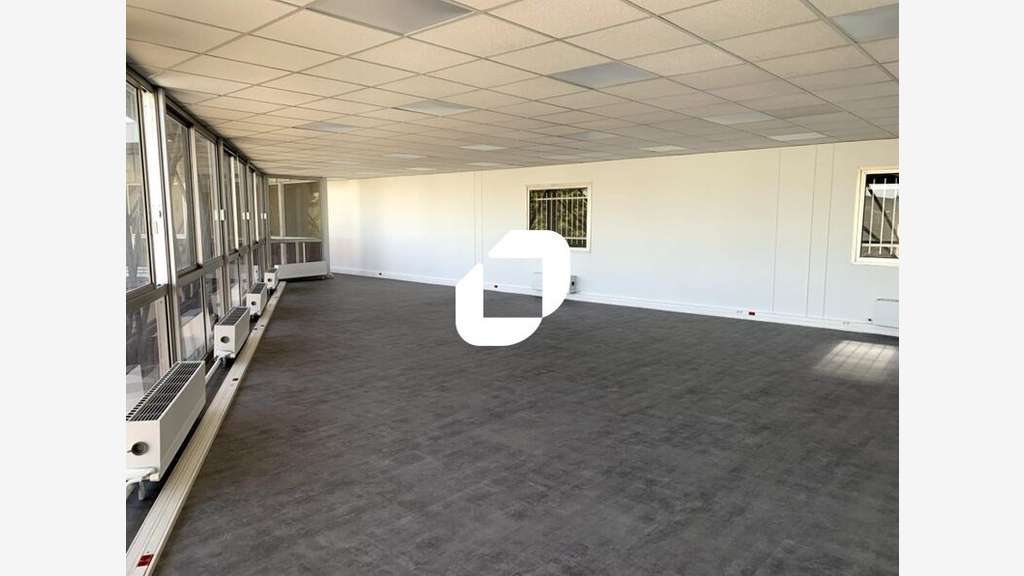 A louer Local d'activité 1010m² Morangis