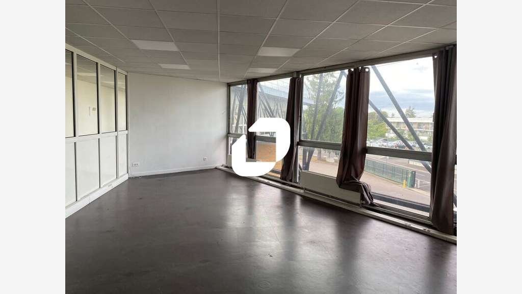 A louer Local d'activité 1010m² Morangis