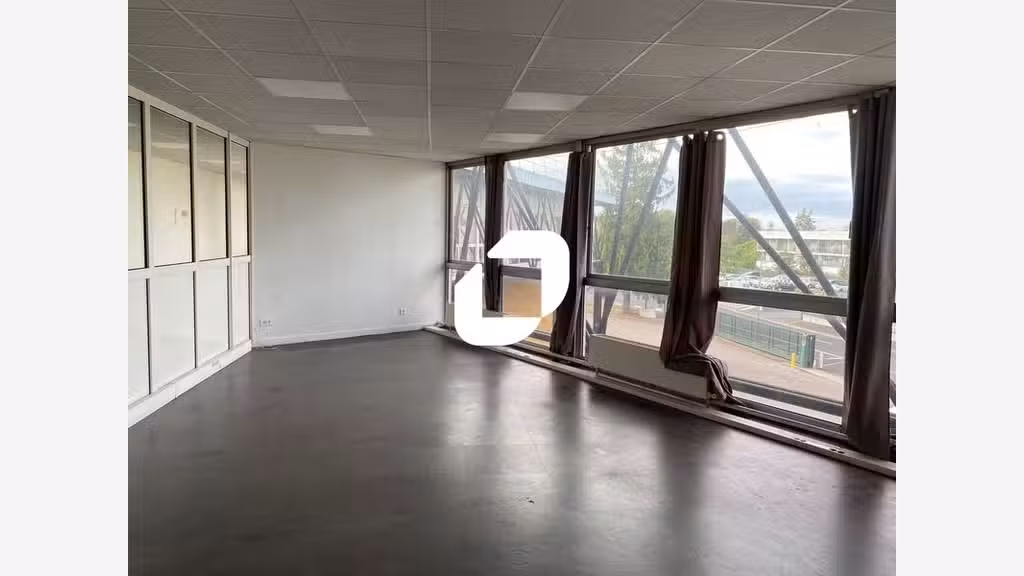 A louer Local d'activité 1010m² Morangis