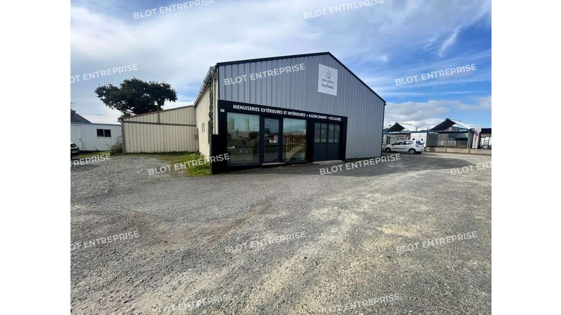 A louer local d'activités 900m² à Mordelles