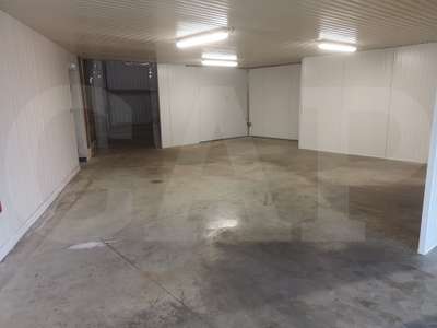 A louer local d'activité de 153m² à Locmine